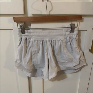 Lululemon White 2.5” Shorts